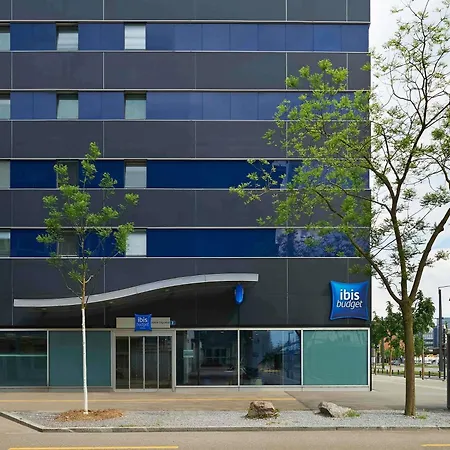 Ibis Budget Zurich City West-3